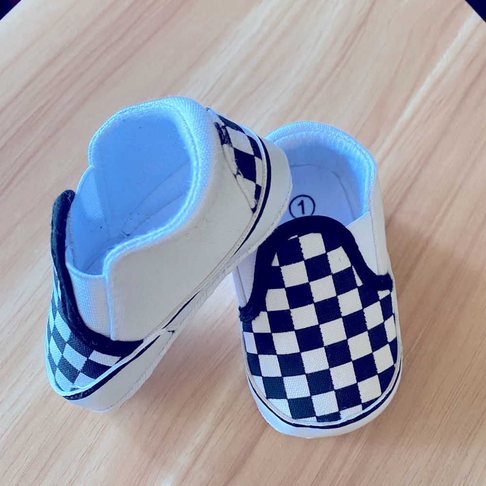 Checkered Crib Slip-ons